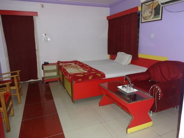 Hotel Tribhuvan ラーンチー エクステリア 写真